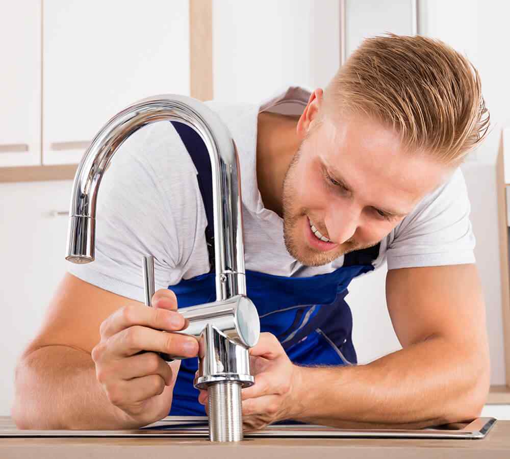 https://plumbing.houstondesignconstruction.com/wp-content/uploads/2018/09/inner_02.jpg